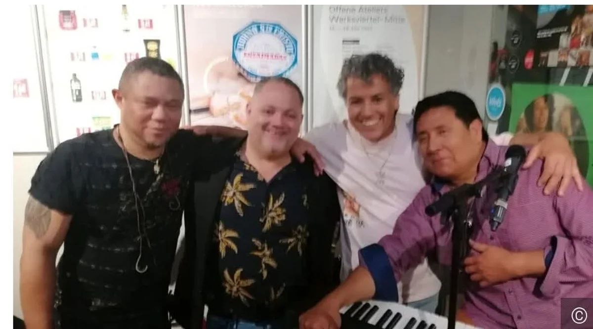 Son Compadre - Salsa Live Konzert